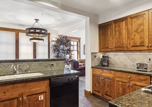 Outpost: Grand View 5130 - Air Conditioned!
