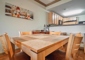 Playtime Retreat- Unit 2705 - - FREE Attraction Ticket with EACH night Stay Including Dollywood