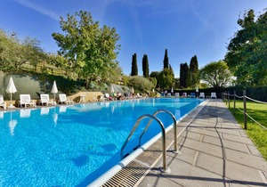 Popoltaio-Schiacciato Villa Sleeps 8 Pool Air Con