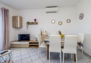 Private accommodation STARA BASKA