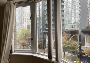 Private West Coast Townhouse Downtown in Coal Harbour - Walk to MAJOR INTERNATIONAL SPORTING EVENT
