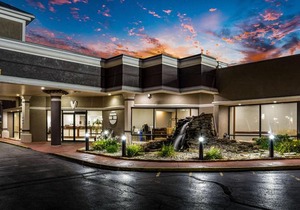 Quality Inn & Suites Kansas City - Independence I-70 East