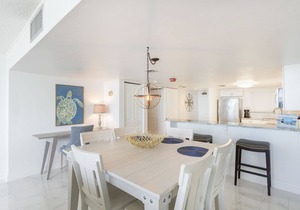 Quiet Beachside Condo - Pickleball - Heated Pool - Fitness Room - No Drive Beach