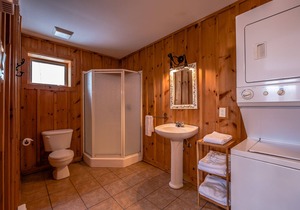 RCNT Chalets / Scandinave 5 bedroom Chalet with private spa