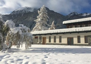 Residence in Gressoney-saint-jean with 1 bedrooms sleeps 6