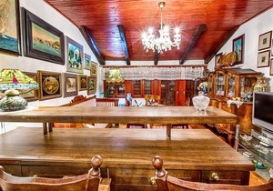 Royal Antique Apartment