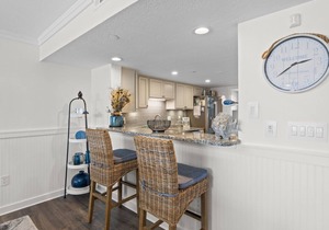 SD 508: Beachfront Boho - Indulge in Sunset Serenity with Gulf Views!