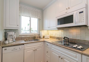 Shell Cove 9 · Gulf Front · Beach Gear