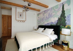 Signature Suite in the Picturesque Canal District