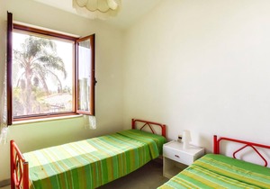 Simple apartment near the beaches of Budoni, which can be reached without a car, and close to many s
