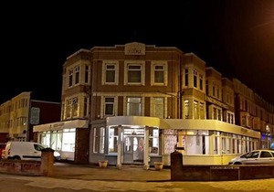 Sinatras Hotel