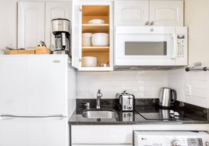 Sleek Back Bay 1BR w/W/D nr Newbury St, by Blueground