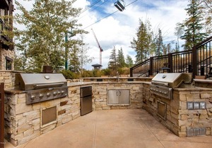 Slopeside Studio Condo in Empire Pass with Mountain Views, On-Site Hot Tub
