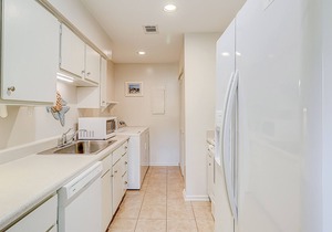 Snowbird-Friendly Condo with Golf View, Patio, Shared Pool/Tennis, A/C, WiFi