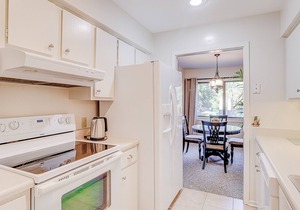 Snowbird-Friendly Condo with Golf View, Patio, Shared Pool/Tennis, A/C, WiFi