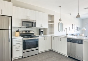 Sonder | Belcourt | Calming 1BR + Balcony
