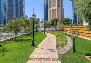 Spacious 3BR Loft in Downtown Dubai