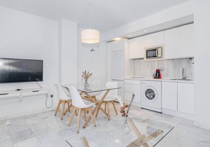 Spacious and modern Apartment with free parking in the heart of Granada 6