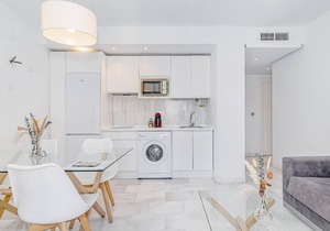 Spacious and modern Apartment with free parking in the heart of Granada 6