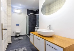 Spacious Apartment on Bagdat Street Kadikoy