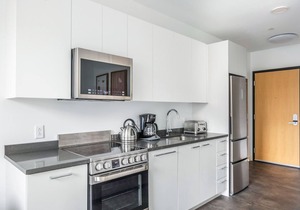 Spacious Central Square Studio w/Doorman, near T Stop, by Blueground