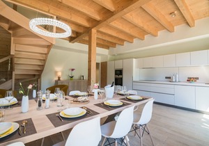 Spacious chalet for 12 people in megeve