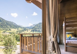Spacious chalet for 12 people in megeve