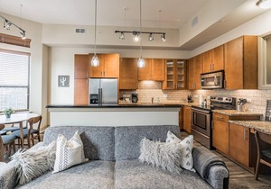 Spacious Flat + Gym + Pool