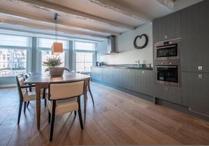 Spectacular Amsterdam Canal 4 Bedroom House 7 Guests
