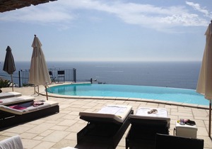 Splendid villa with sea view