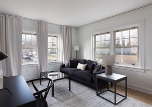 Steps to Shops, Eats | Easy Access + W&D | Zencity