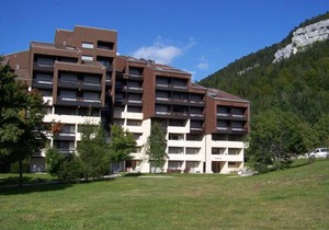 Studio 32m² proche pistes, balcon, parking, 4 pers. - FR-1-515-103
