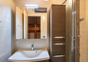 Studio 6 pers. avec balcon et accès direct aux pistes à Eaux-Bonnes - FR-1-400-6