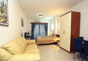 Studio Apartment With Sea View