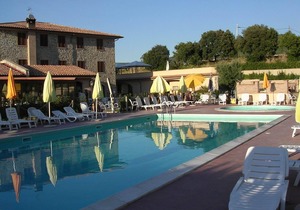 Studio apartment with private garden and panoramic view