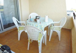 Studio Cabine Climatisé avec Piscine, Terrasse et Parking Privé – Proche Commodités - FR-1-387-137