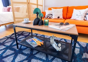 Studio Flat with Panoramic City View in Atasehir