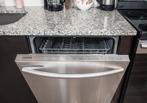 Studio King Suite with Kitchen | 202