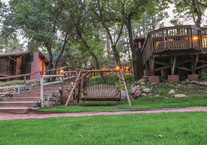 STUDIO~ KOHLS RANCH LODGE~ MOUNTAIN VIEWS~ BAR/LOUNGE~ RESTAURANT~ POOL~ HOT TUB