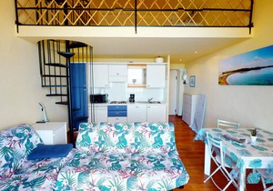 Studio with mezzanine, sea view, Wi-Fi, near beach