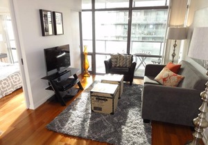 Stunning 1BR Condo in Great Downtown Location!