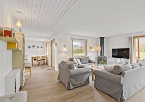 Stunning home in Allinge with WiFi