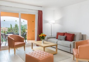 Stunning two bedroom in the South of France at Le Club Mougins