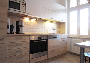 Stylish vacation apartment with covered balcony, pets welcome - Villa