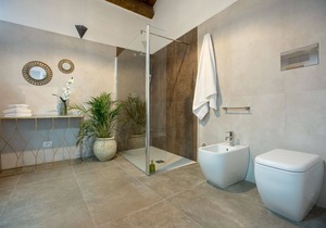 Suite 7 Deluxe