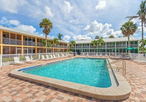 Sun, Sand & Silver Sands – Gulfside Resort #237 by RVA