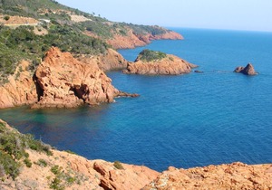 Superb sea view for this 3 * accommodation in Rési. of standing with swimming pool, garage