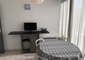 T2 Agréable Près de l'Étang de Thau et Thermal, Balcon, Wi-Fi, Lave-Linge, Bien Équipé, Balaruc-les-Bains - FR-1-571-32