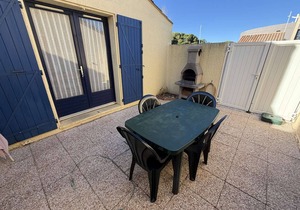 T2 Villa with pool and parking in Port Leucate, 4 people