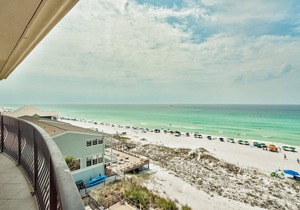 Top Floor Gulf-Front Condo, Whirlpool Bath, access to Infinity Pool, 310 Ft Pri